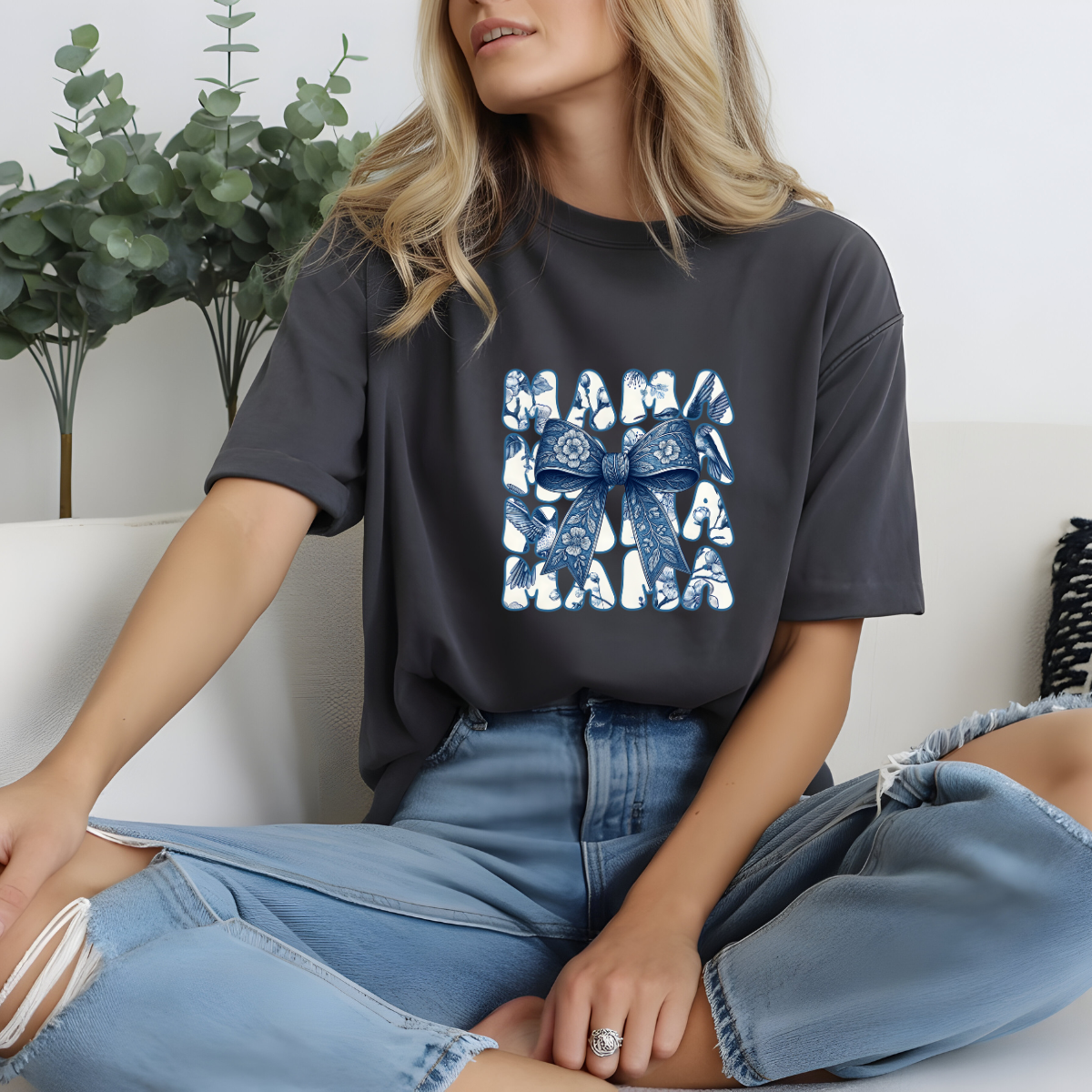 Blue Floral Mama Graphic Tee – Elegant Bow Mom Shirt