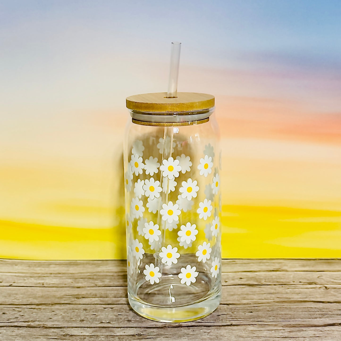 🌼 20oz Glass Beer Can Tumbler – White Florals with Yellow Centers 🌼
