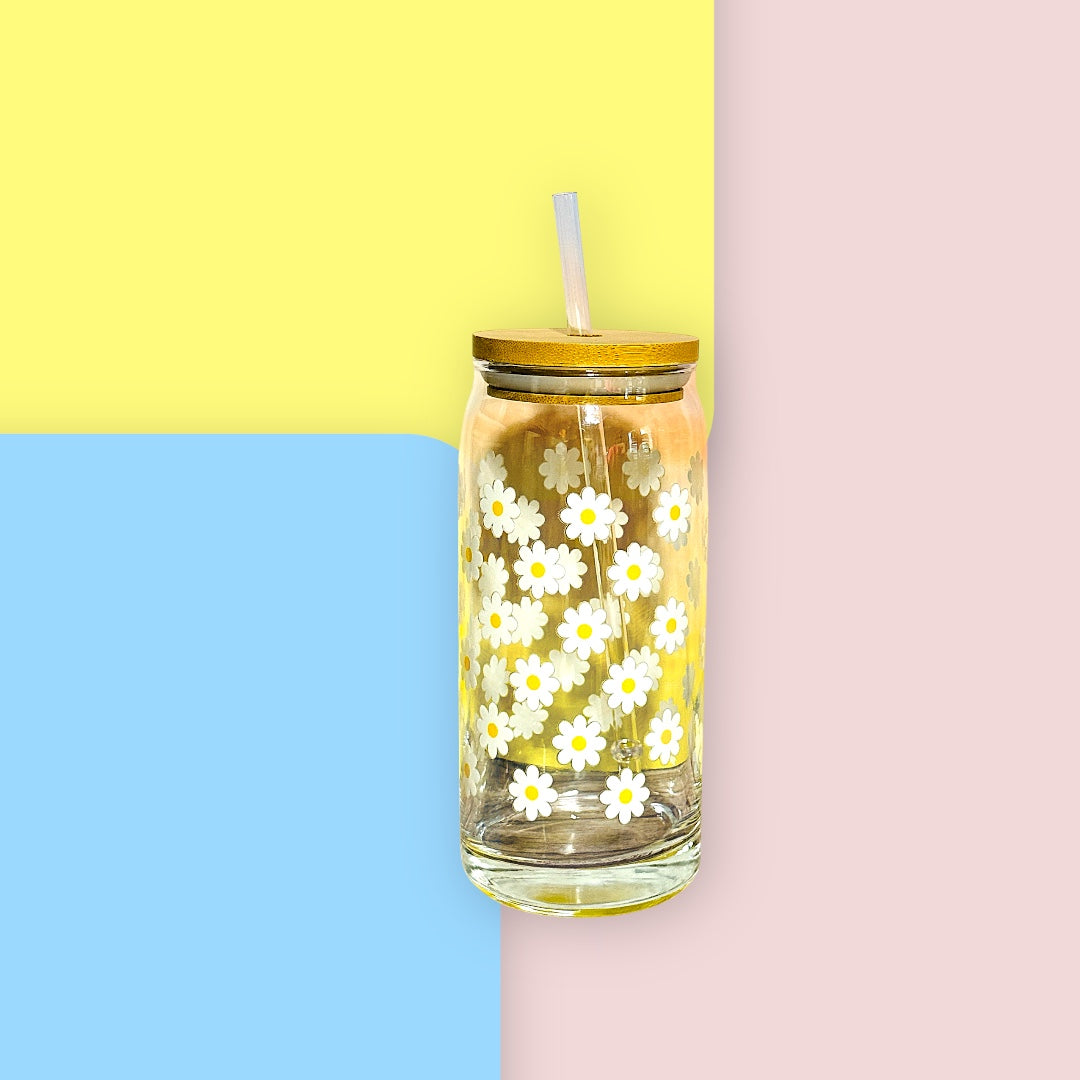 🌼 20oz Glass Beer Can Tumbler – White Florals with Yellow Centers 🌼