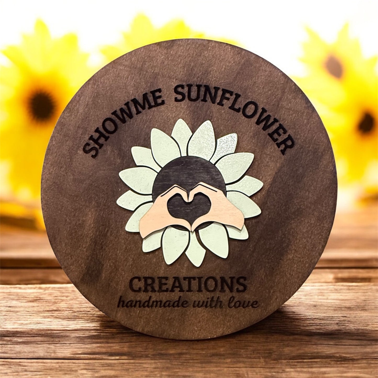 🌿 Personalized Round Wooden Door Signs – Custom Home Décor